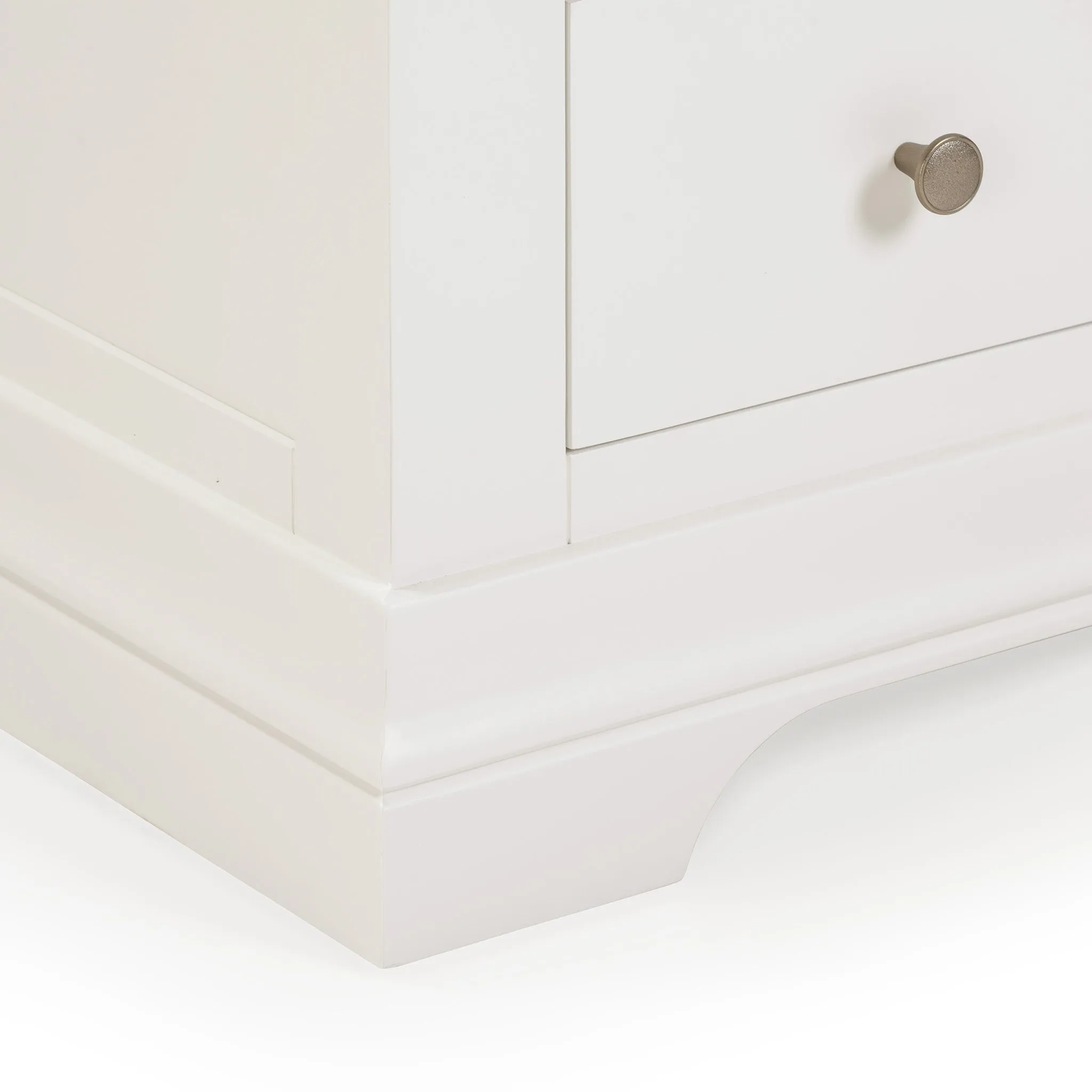 Chalbury 3 Drawer Chest in Warm White