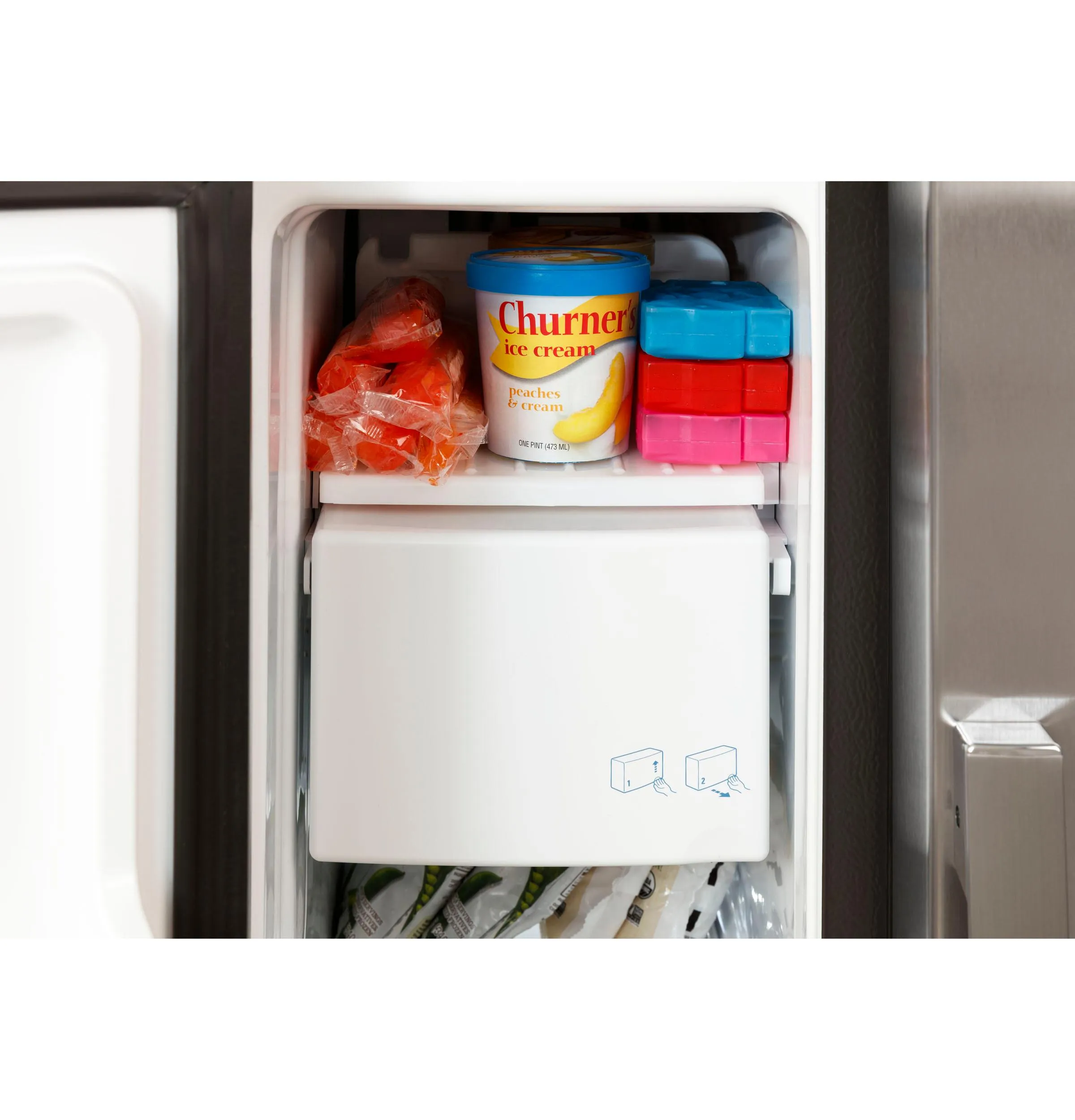 GSE23GGPBB GE® ENERGY STAR® 23.0 Cu. Ft. Side-By-Side Refrigerator