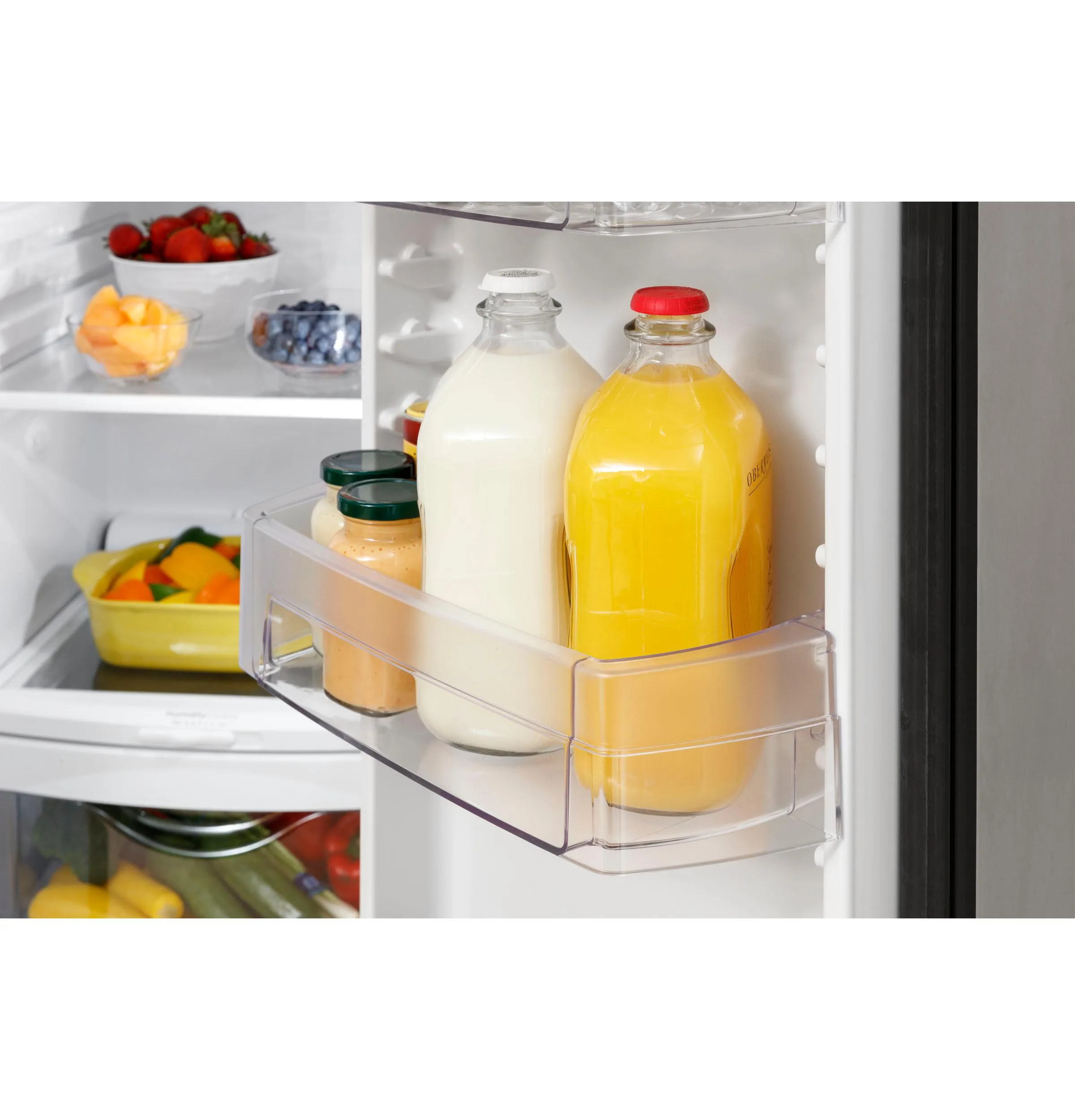 GSE23GGPBB GE® ENERGY STAR® 23.0 Cu. Ft. Side-By-Side Refrigerator