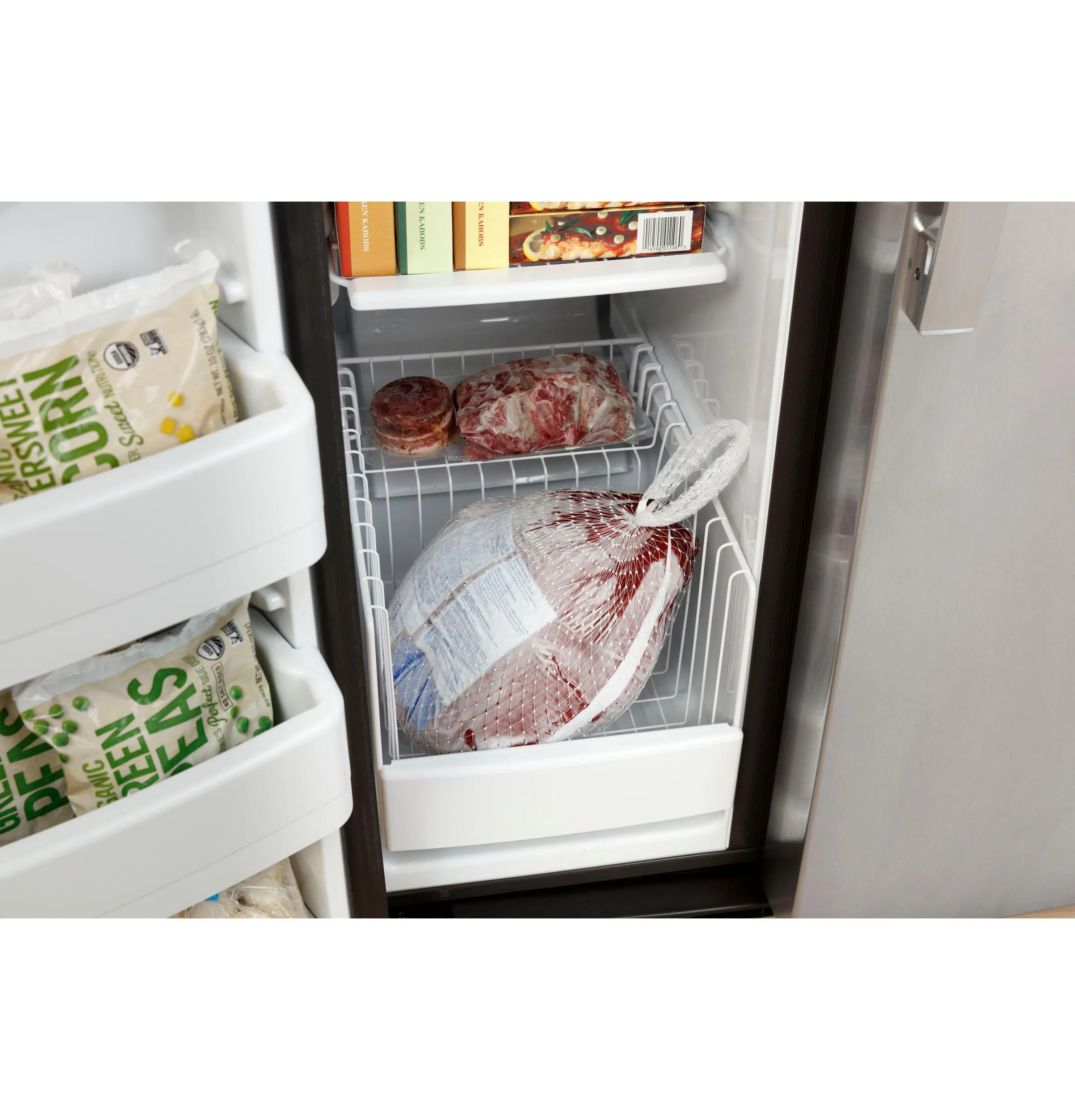 GSE23GGPBB GE® ENERGY STAR® 23.0 Cu. Ft. Side-By-Side Refrigerator