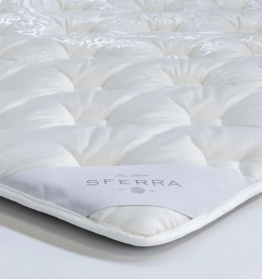 Sonno Notte Seasonal Mattress Topper by Sferra